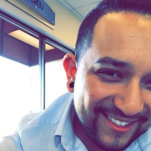 Meet your Posher, Cesar